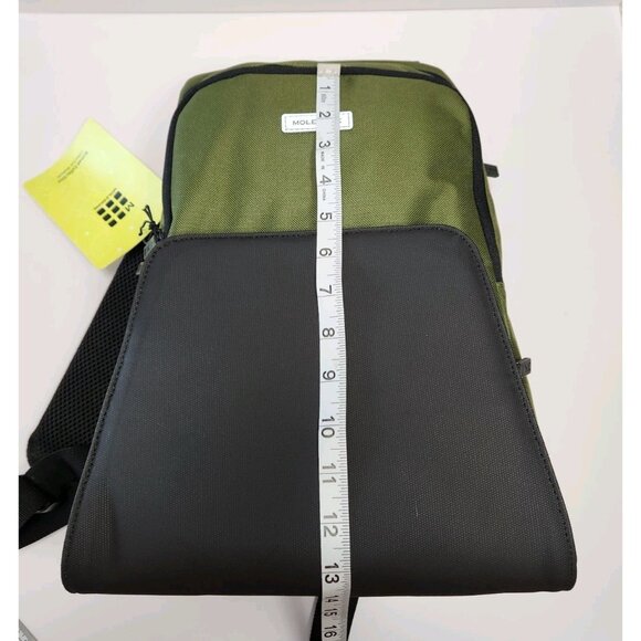NWT Moleskine Nomad Medium Backpack Bag Padded Unisex Green - Picture 10 of 16